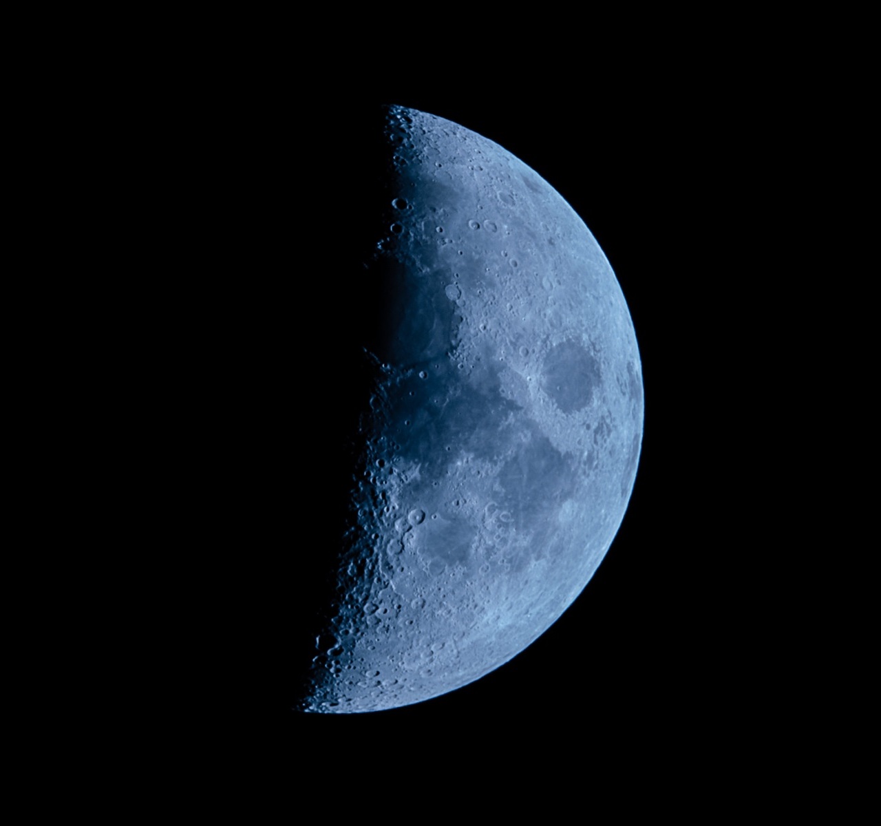 Waxing-Half-Moon