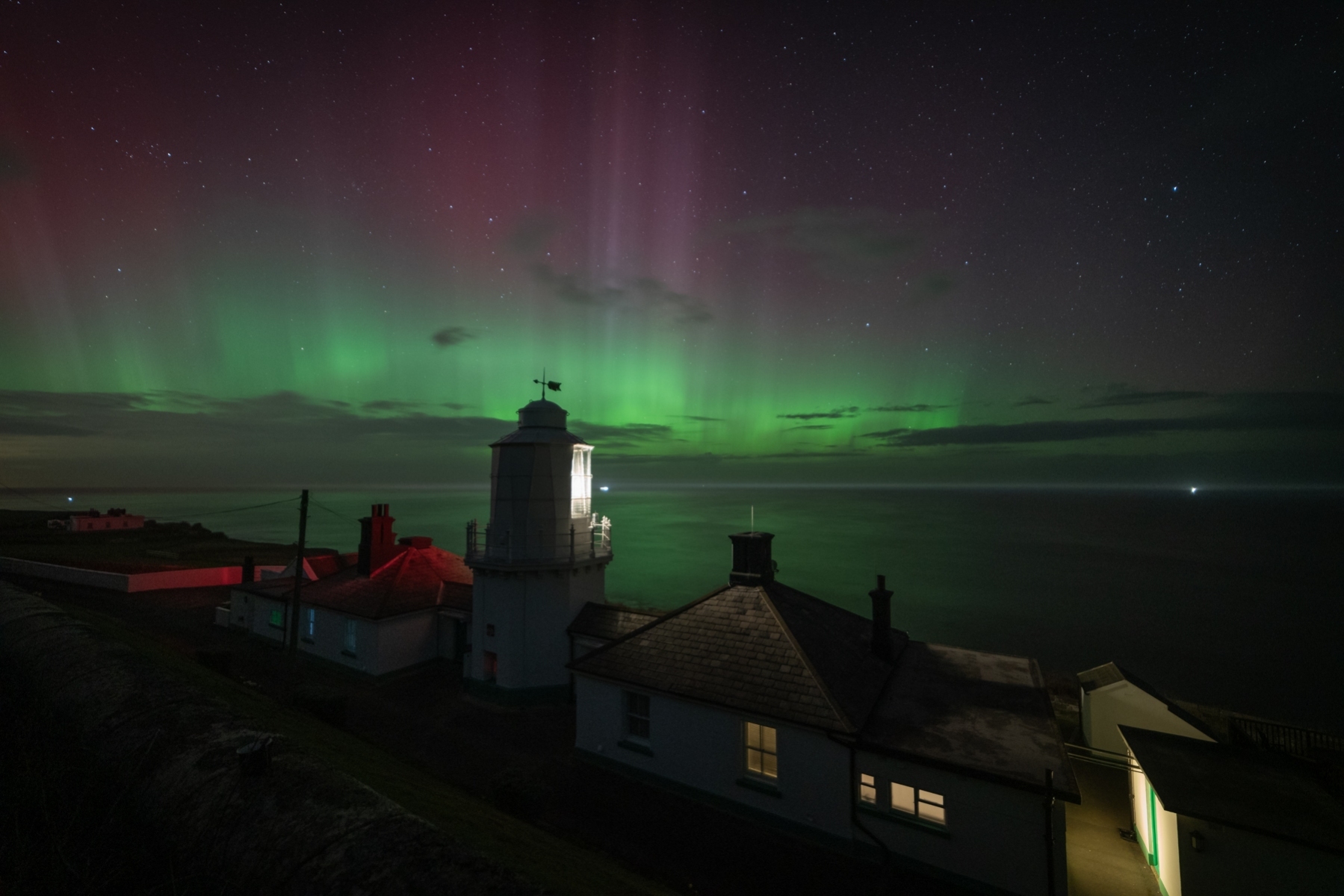 Whitby-Lighthouse-Geomagnetic-Storm-March-2023